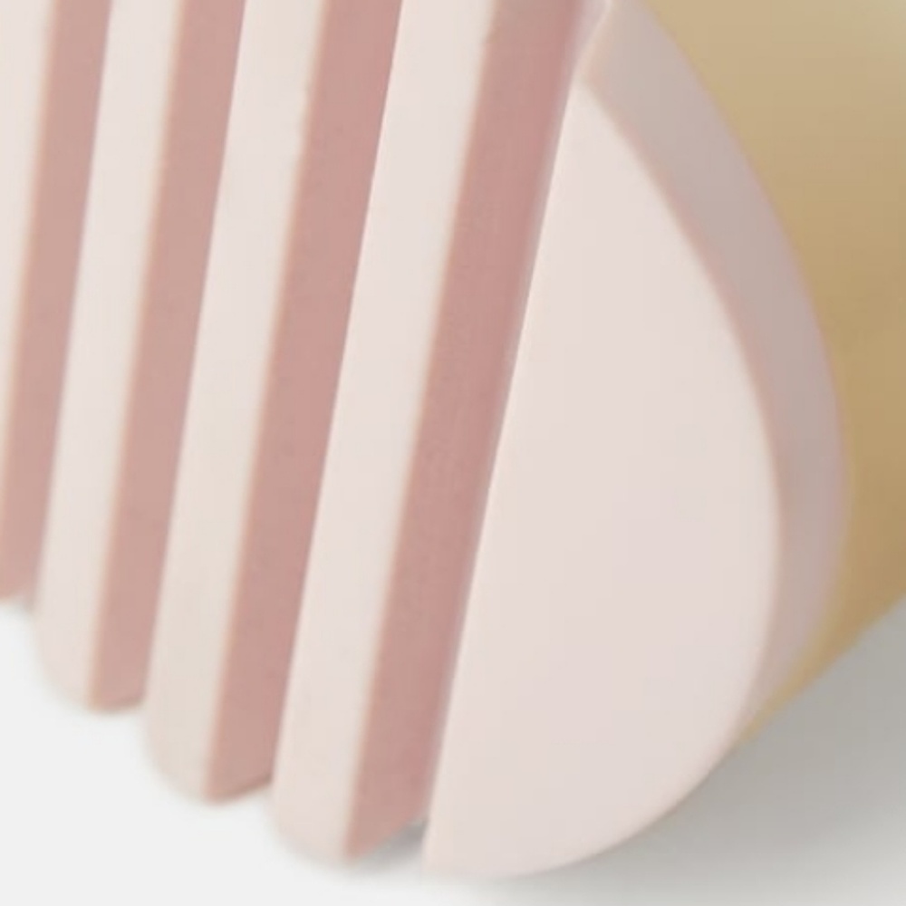 Meet your Posher, Tsipora